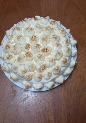 Una foto de Torta buttercream flameada