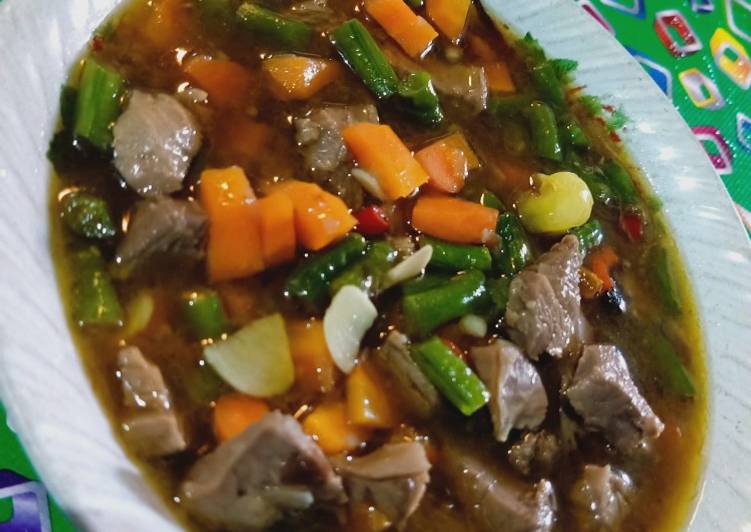 Asam asam Daging