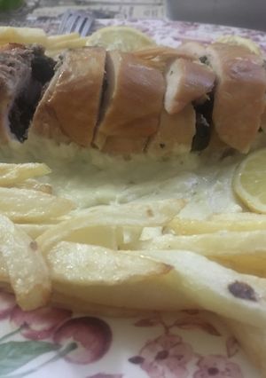 صورة لوصفة رول دجاج محشي لحم وزيتون
