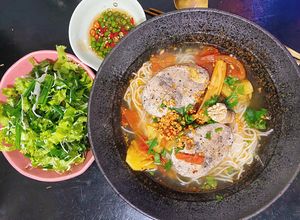 Hình của món Bún cá ngừ.