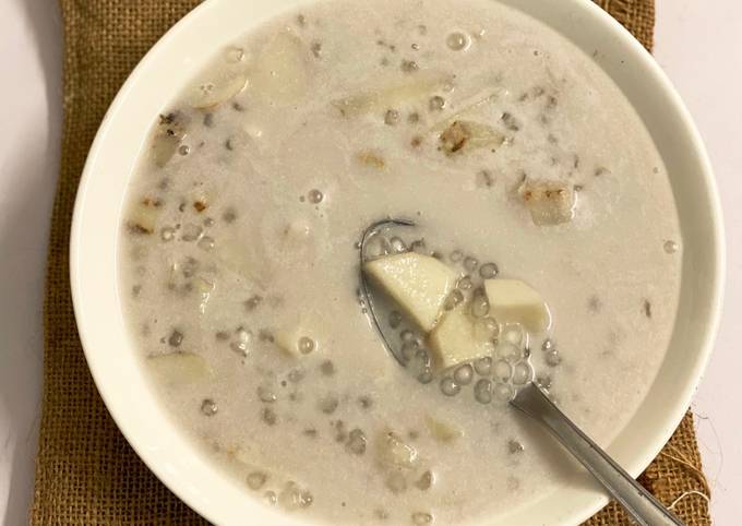 Coconut Pudding with Tapioca Pearls and Taro