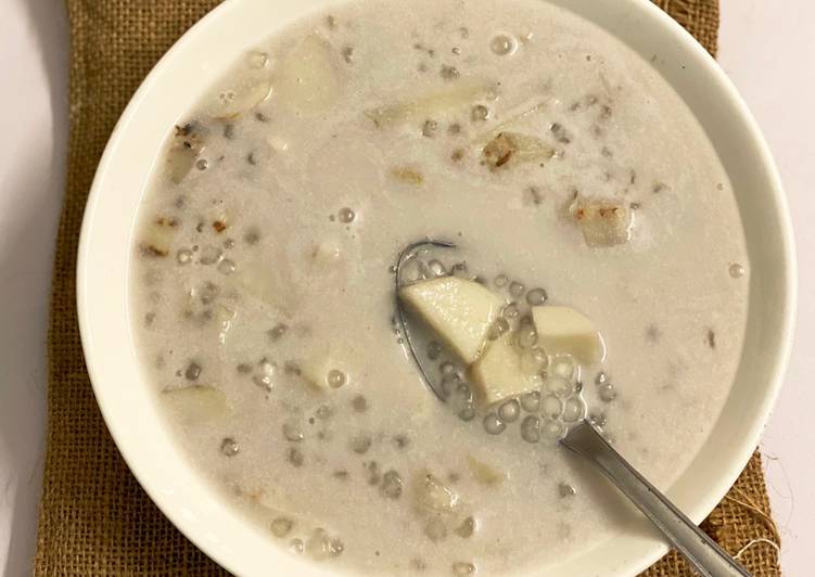 Simple Way to Prepare Quick Coconut Pudding with Tapioca Pearls and Taro