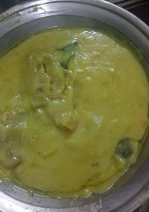 A picture of Pakora karhi.