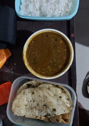दाल चावल (dal chawal recipe in Hindi) रेसिपी मुख्य फोटो