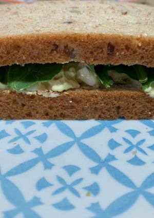 Foto principal de Sándwich de ensalada de aguacate