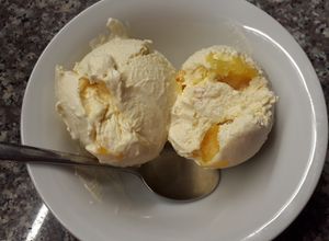 Foto principal de Mousse helado de durazno y pelones