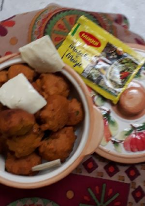 A picture of Punjabi maggi massala spanich cheezy pakoda.