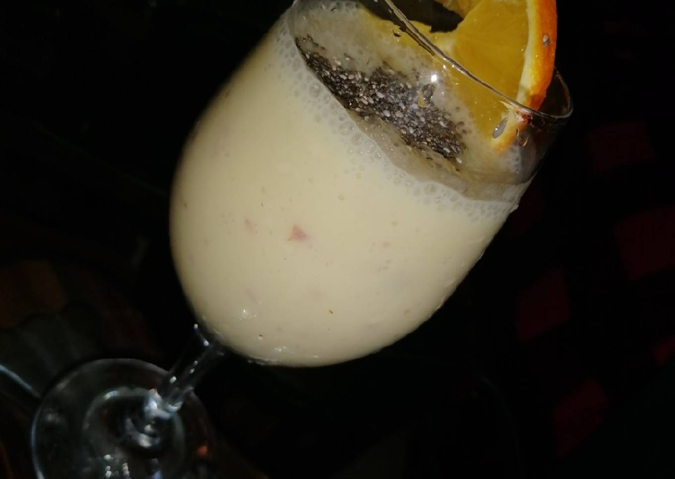 Pineapple & banana smoothie