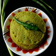 A picture of Green garlic oats pan cake.
