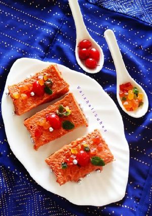 A picture of Tutti fruity Bread Bites.