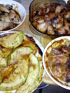 Una foto de Muslitos al horno a la Canaria