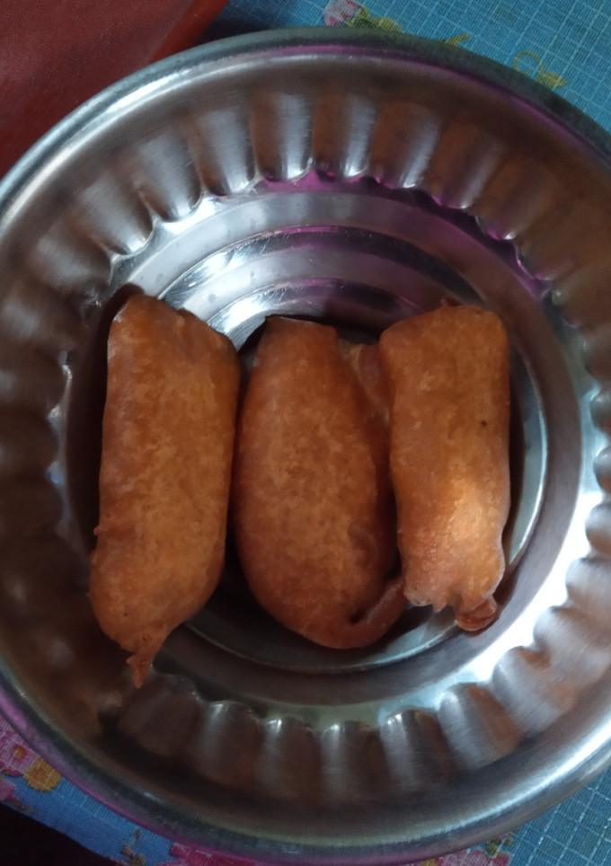 ஈஸி  வாழைக்காய் பஜ்ஜி(bajji recipe in tamil) செய்முறை முக்கிய புகைப்படம்