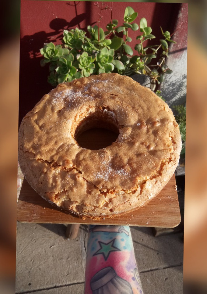 Una foto de Budín de Manzana, Pasas y Naranja