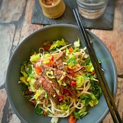 A picture of Thai Beef Salad.