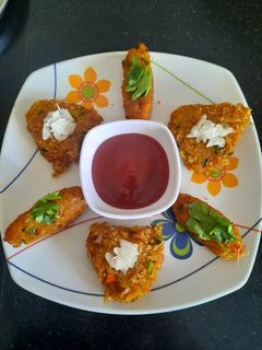 पोहा कटलेट (poha cutlets recipe in marathi) रेसिपी चे मुख्य फोटो 