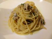 A picture of olive anchovy pasta