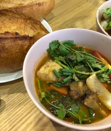 thịt bò sốt vang