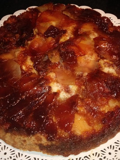 Una foto de Tarta de manzanas invertida