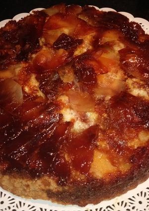 Una foto de Tarta de manzanas invertida