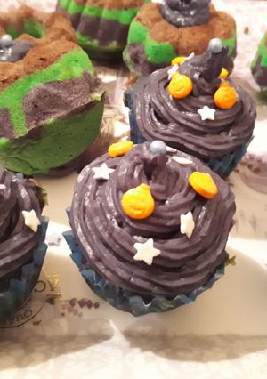 Boszorkány cupcake recept fotója