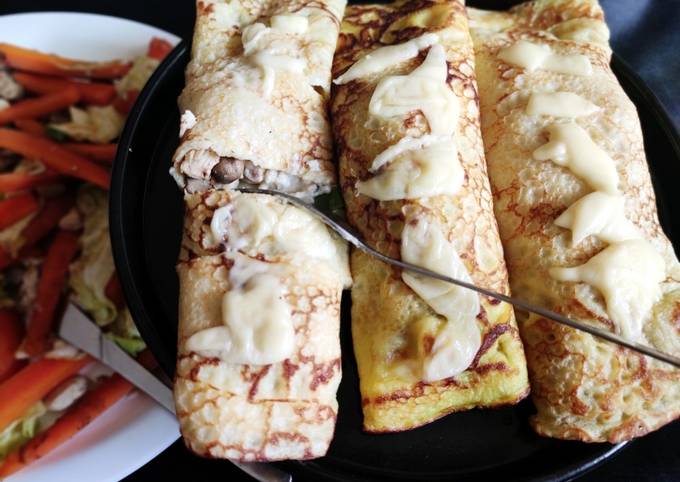 Chicken mushroom crepe