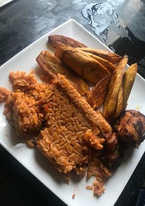 A picture of Jollof Rice.
