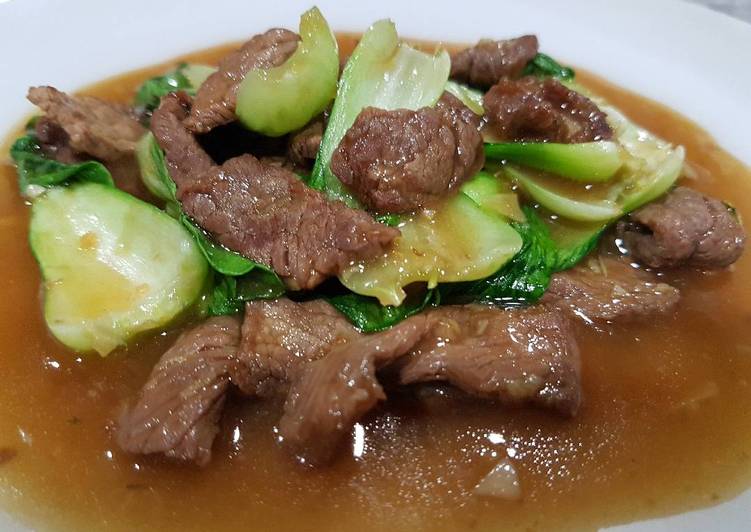 Chinese Beef in Oyster Sauce with Bok Choy