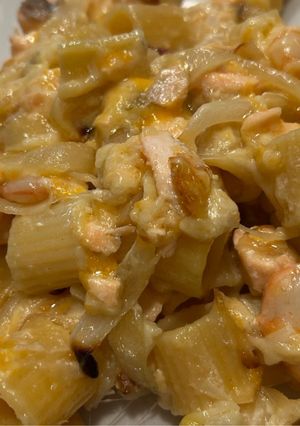 Una foto de Pasta con salmón, gambitas y salsa de queso batido en Airfryer Cosori