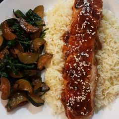 A picture of Teriyaki Salmon.