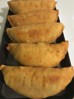 A picture of Fried meat pies.