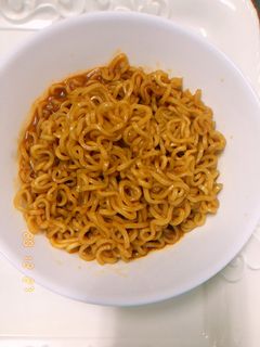 صورة لوصفة اندومي بطريقة بسيطة
