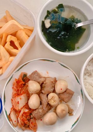 Hình của món Bữa cơm 1 người giữa SG mùa covid-19.