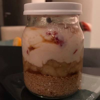 Desayuno en frasco para llevar light con yogur y avena Receta de geri :  @geri.simon en Instagram- Cookpad