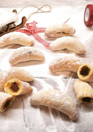 Mandulás, marcipános szilvalekváros kiflicskék gluténmentesen recept fotója