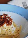 Cacio e Pepe with Sun-Dried Tomatoes in Oil
