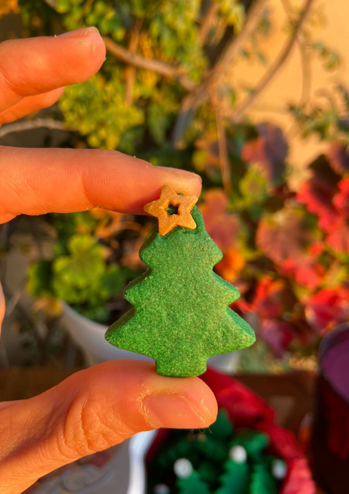 Una foto de Galletitas de té matcha🎄