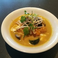 A picture of Indonesian Vegetable Yellow Curry (Vegan/Vegetarian).