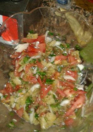 Una foto de Ensalada de berenjenas asadas