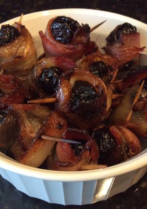 Una foto de Bocaditos Agridulces de Panceta/Tocino y Ciruelas