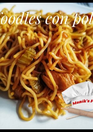 Foto principal de Noodles con pollo