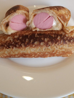 Una foto de Salchichas enrolladas en crepes