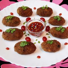 A picture of Roti Kebabs.