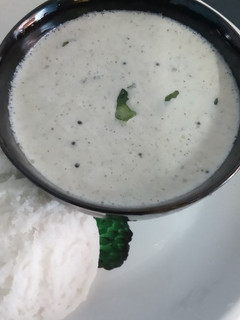 தேங்காய் சட்னி / coconut chutney recipe in tamil செய்முறை முக்கிய புகைப்படம்
