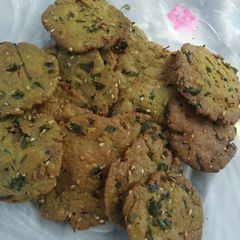 Crispy Methi Puri A picture of Crispy Methi Puri.