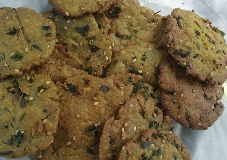 Simple Way to Make Any-night-of-the-week Crispy Methi Puri -Gujrati healthy Indian Recipe