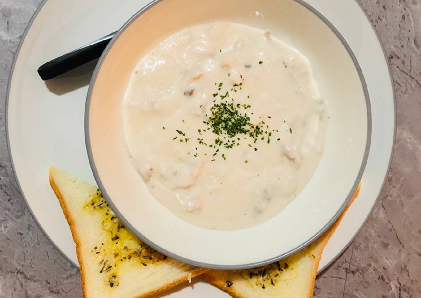 Chiken cream soup