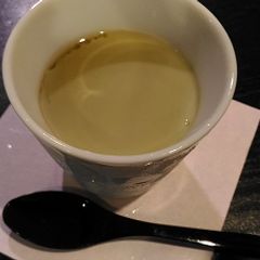 A picture of Matcha soy milk pudding.