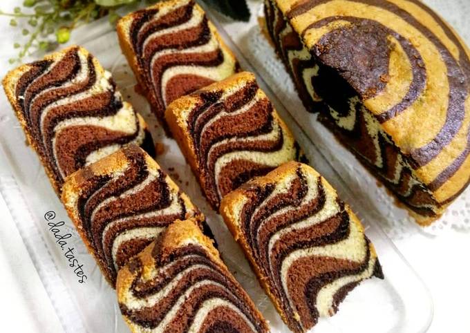 Bolu Macan/ Zebra Cake