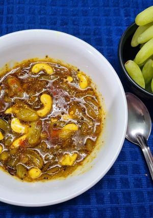 A picture of Grapes Chutney.