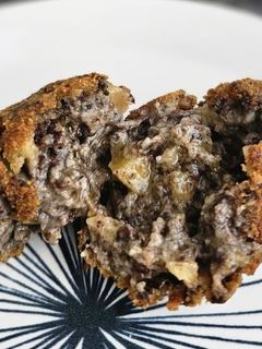 Una foto de Croquetas de morcilla y manzana caramelizada